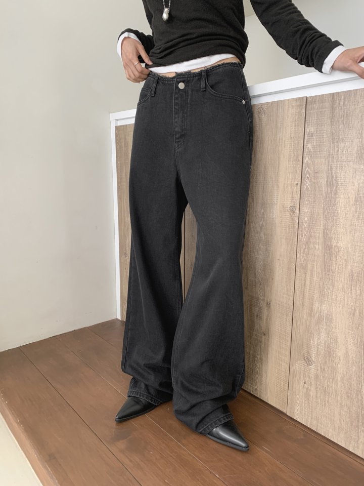 I'm here - Korean Women Fashion - #vintageinspired - Muobi Wide Black Denim Pants - 10