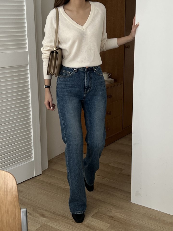 I'm here - Korean Women Fashion - #womensfashion - Sand Brush Bootcut Denim Pants