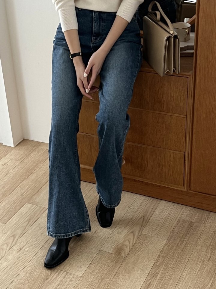 I'm here - Korean Women Fashion - #womensfashion - Sand Brush Bootcut Denim Pants - 11