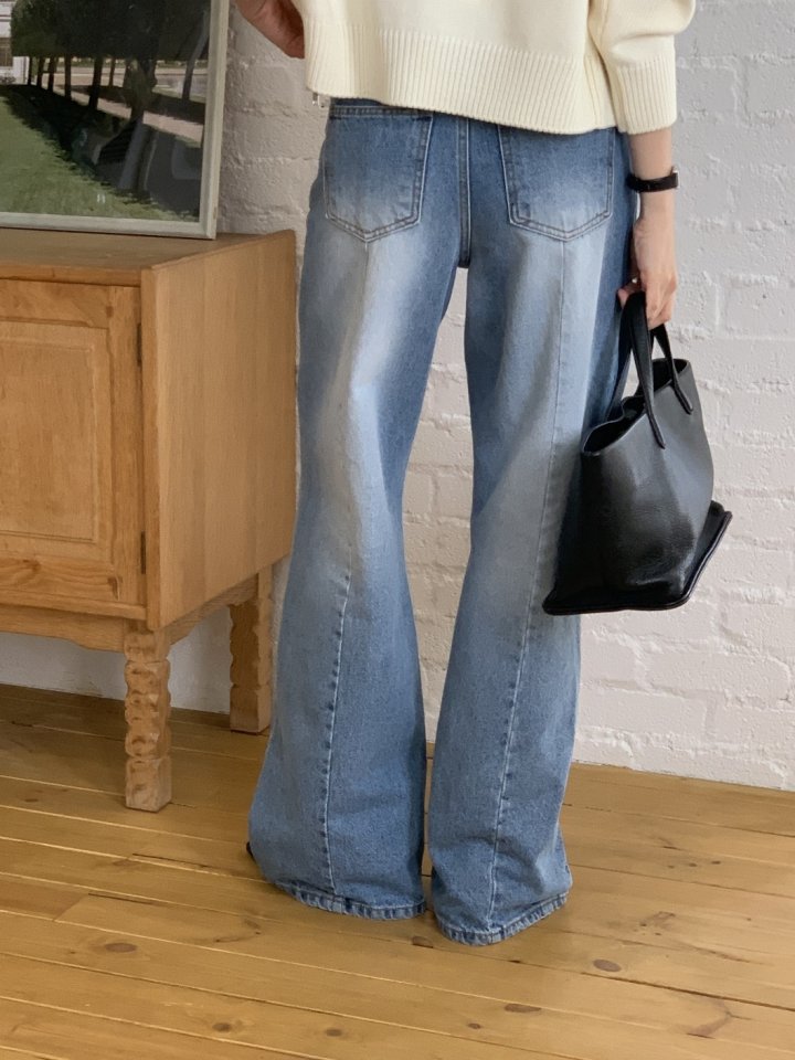 I'm here - Korean Women Fashion - #womensfashion - Back Slit Wide Straight Denim Pants - 10