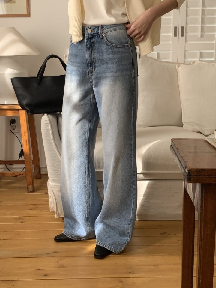 I'm here - Korean Women Fashion - #womensfashion - Back Slit Wide Straight Denim Pants - 12