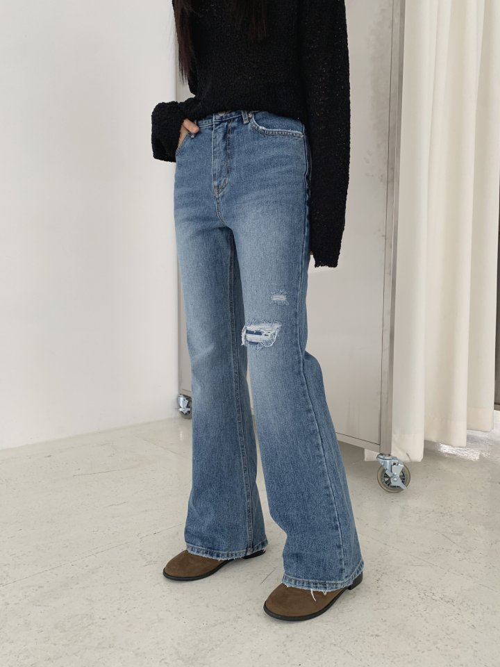I'm here - Korean Women Fashion - #womensfashion - Vintage Bootcut Denim Pants - 2