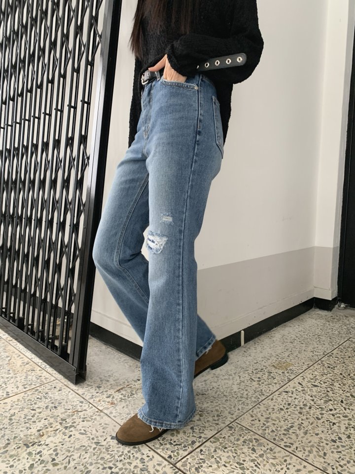 I'm here - Korean Women Fashion - #momslook - Vintage Bootcut Denim Pants - 4