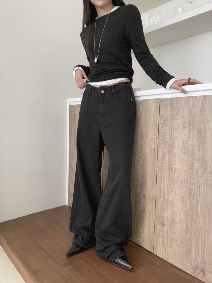 I'm here - Korean Women Fashion - #womensfashion - Muobi Wide Black Denim Pants - 3