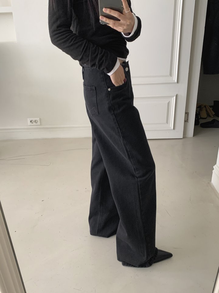 I'm here - Korean Women Fashion - #womensfashion - Muobi Wide Black Denim Pants - 5