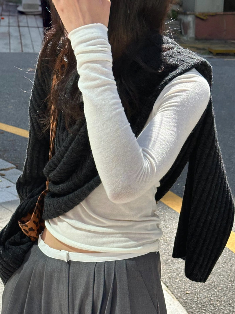 Inssense - Korean Women Fashion - #momslook - Raw Edge Wool Slim Long Sleeve Tee - 5
