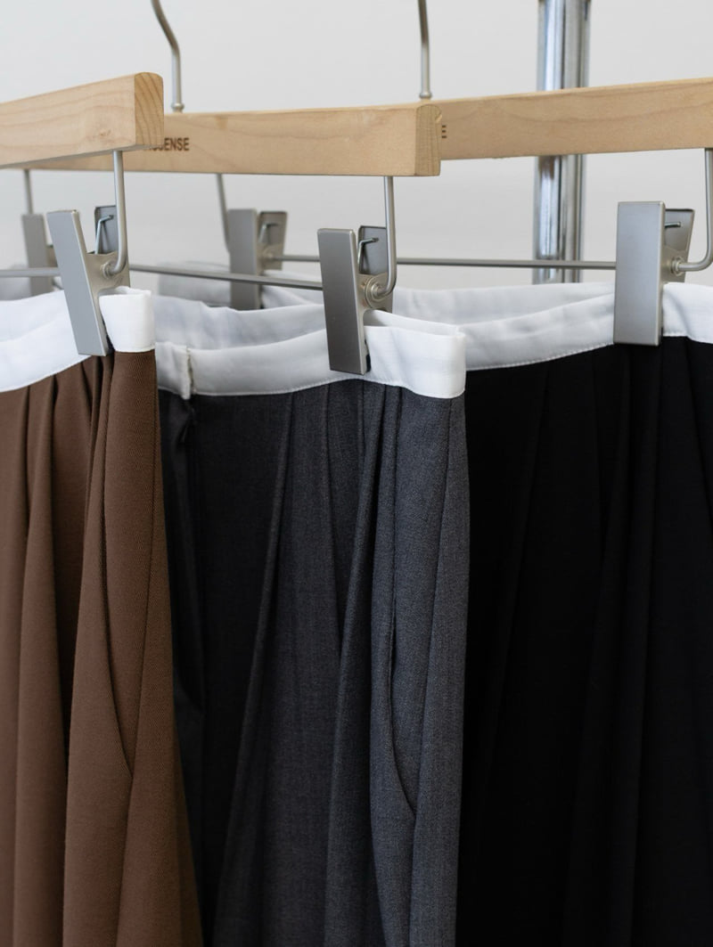 Inssense - Korean Women Fashion - #momslook - Slim Waist Wool Pleated Wide Trousers - 8