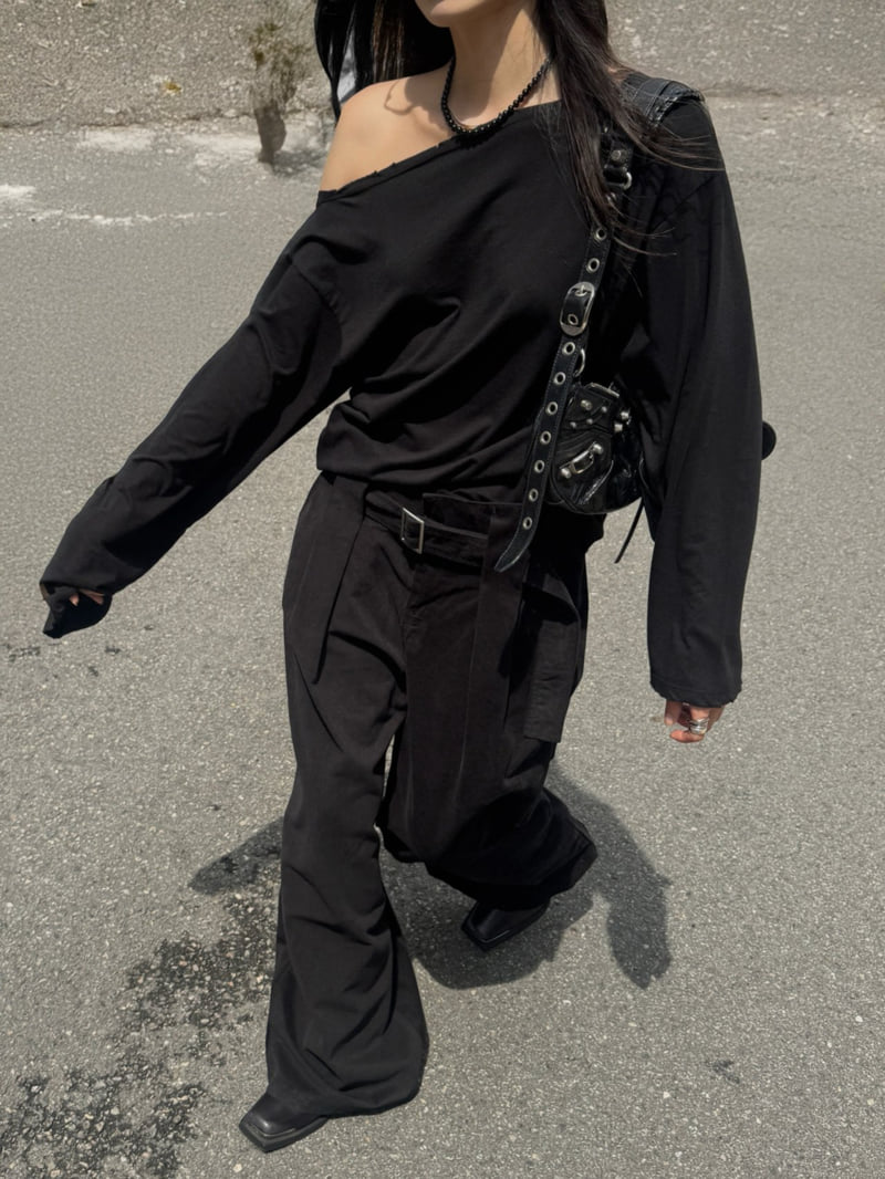 Inssense - Korean Women Fashion - #womensfashion - Pigment Damaged Off-shoulder Tee - 5