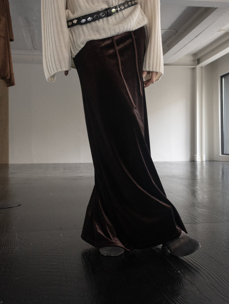 Inssense - Korean Women Fashion - #womensfashion - Velvet Ease Maxi Skirt - 3