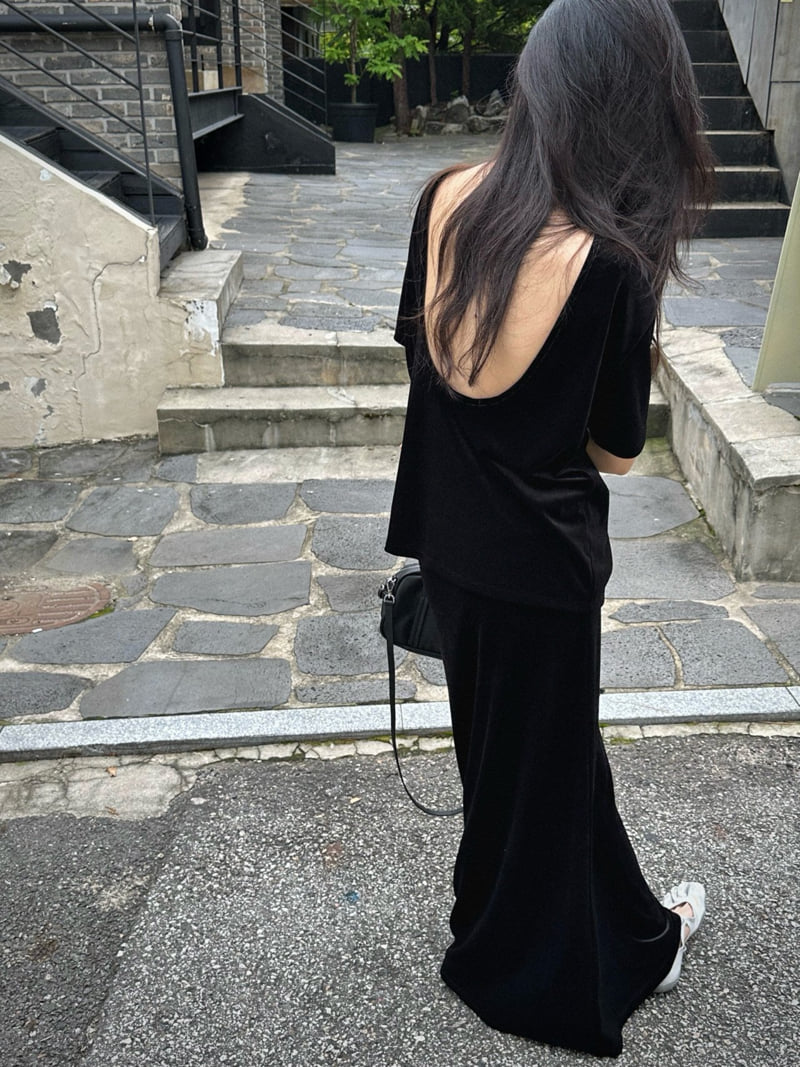 Inssense - Korean Women Fashion - #womensfashion - Velvet Loose Fit Backless Short Sleeve T-shirt - 2