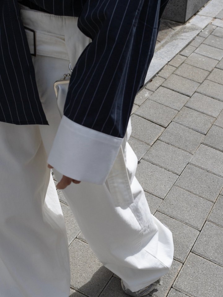 Inssense - Korean Women Fashion - #momslook - Oversized White Contrast Striped Shirt - 4
