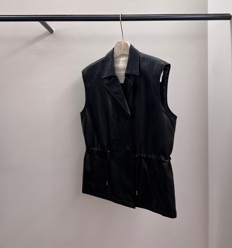Jade Market - Korean Women Fashion - #momslook - Double Leather Vest - 12