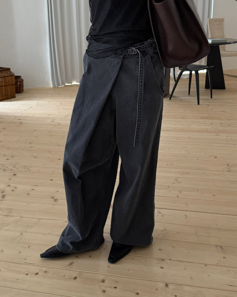 Jade Market - Korean Women Fashion - #momslook - Shadow Diagonal Denim Pants - 11