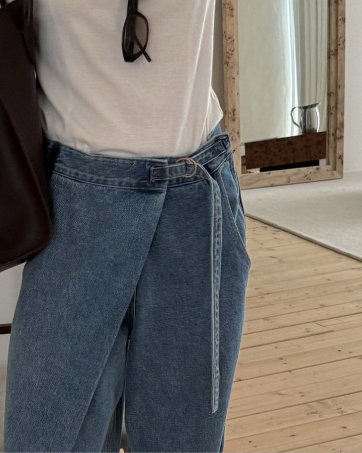 Jade Market - Korean Women Fashion - #thatsdarling - Shadow Diagonal Denim Pants - 7