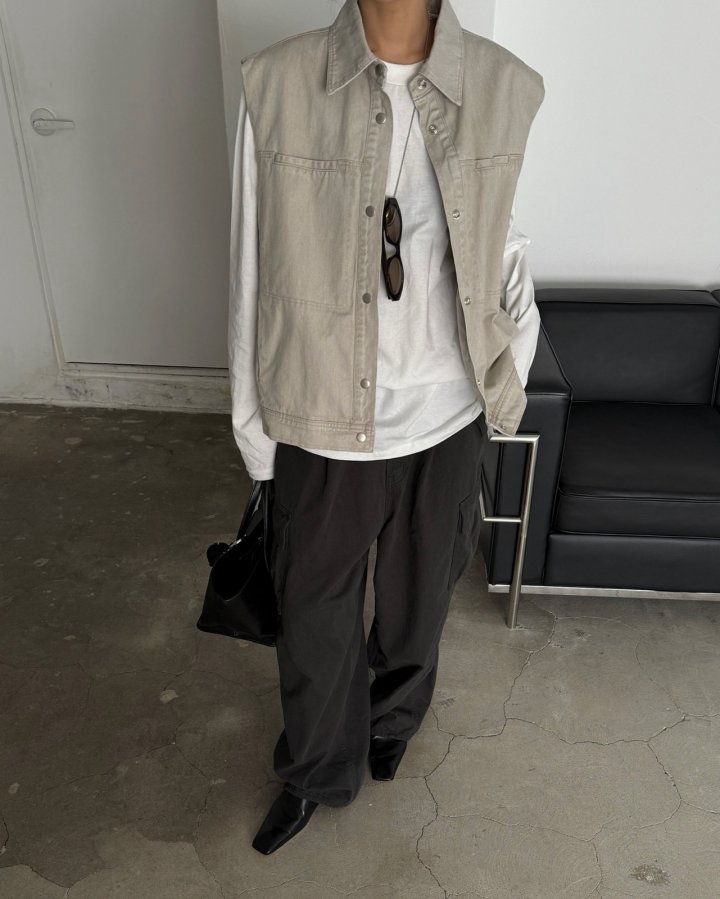 Jade Market - Korean Women Fashion - #thelittlethings - Muse Washing Vest - 11