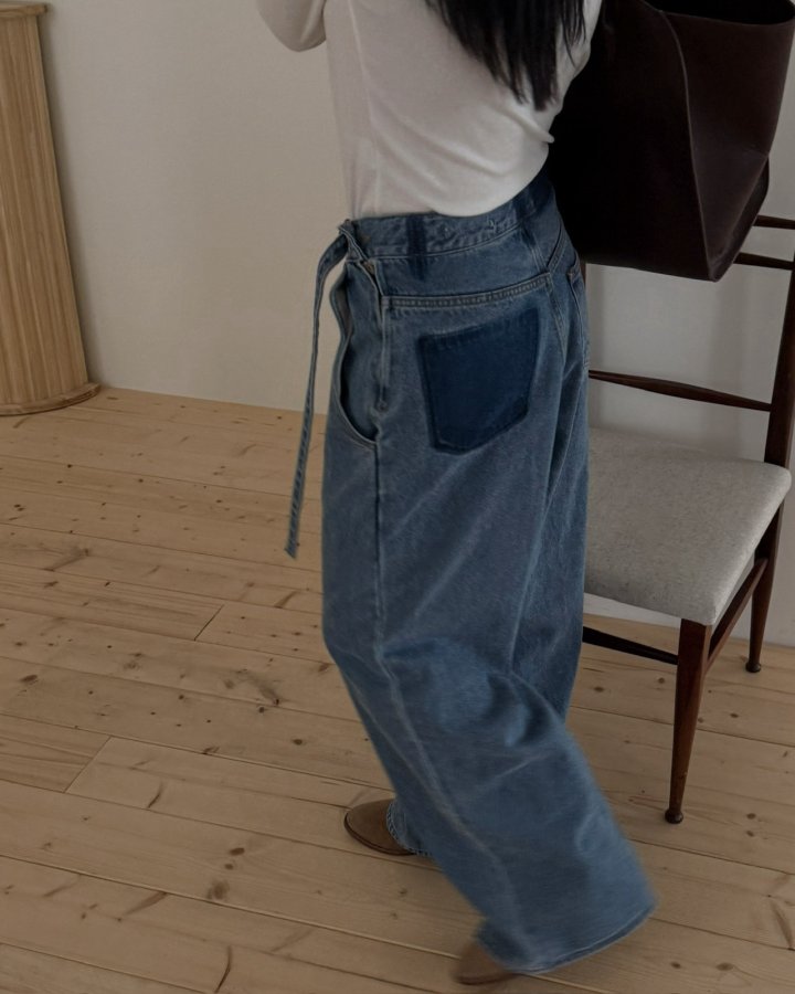 Jade Market - Korean Women Fashion - #thelittlethings - Shadow Diagonal Denim Pants - 8