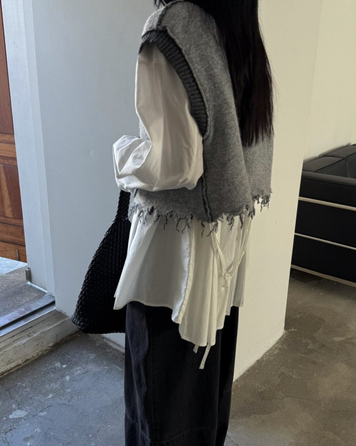 Jade Market - Korean Women Fashion - #womensfashion - Damage Knit Double Sided Vest - 8