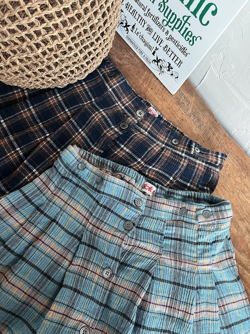 Lagrass - Korean Women Fashion - #momslook - Woven Check Skirt - 11