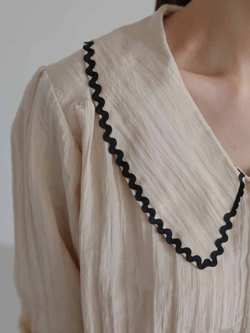 Lovely - Korean Women Fashion - #momslook - Wave Blouse - 8