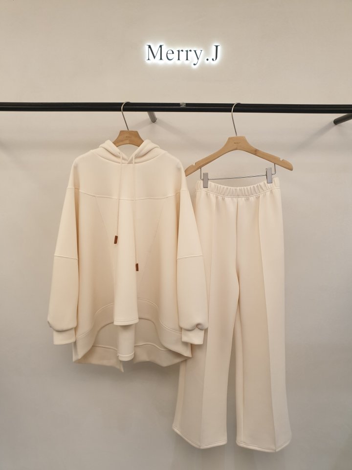 Merry J - Korean Women Fashion - #womensfashion - A Line Slit Hood Top - 4