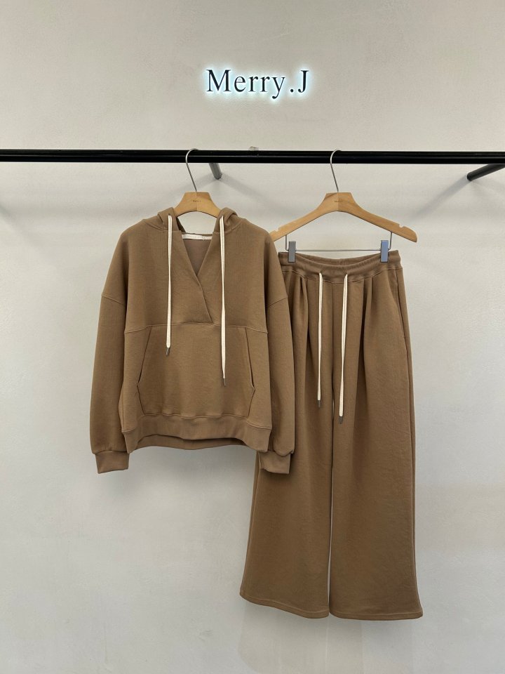 Merry J - Korean Women Fashion - #momslook - Lolo Tuck Pants - 2