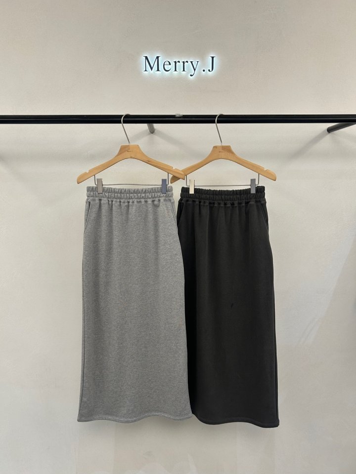 Merry J - Korean Women Fashion - #momslook - Enno Hull Top Skirt Set - 11