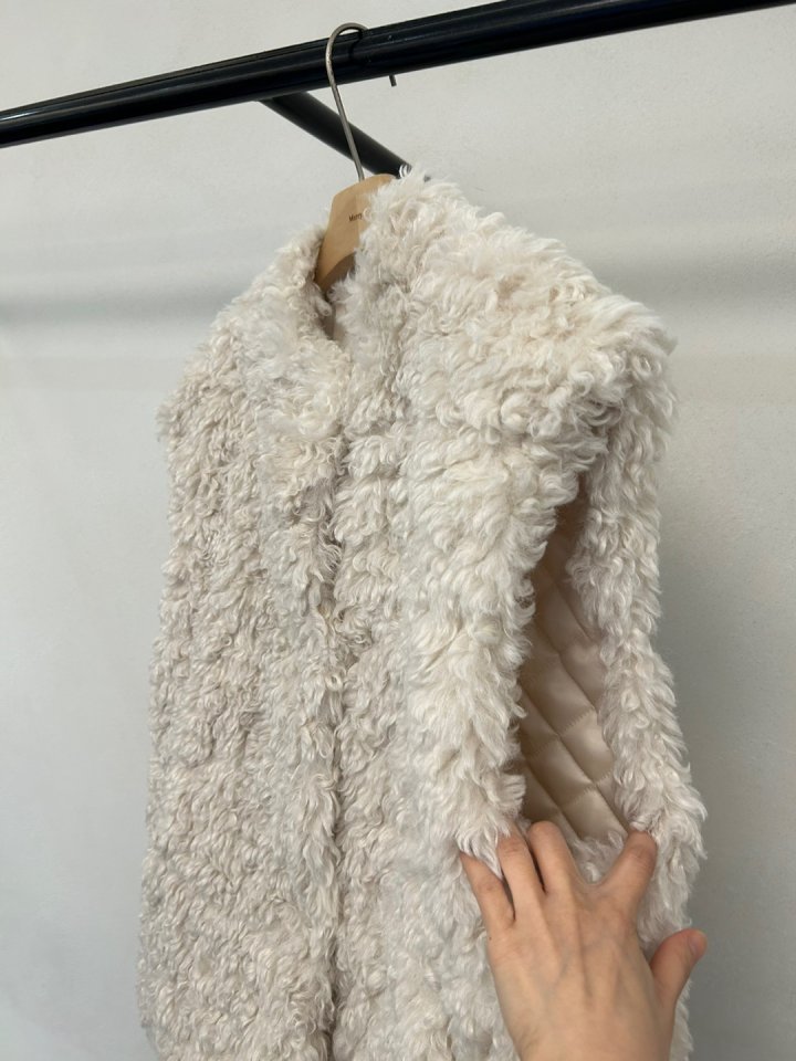 Merry J - Korean Women Fashion - #momslook - Luna Vest - 5