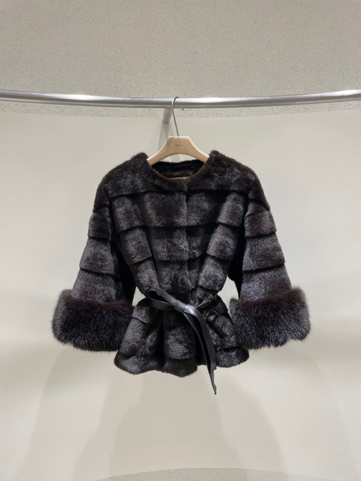 Merry J - Korean Women Fashion - #momslook - Midi Fox Jacket