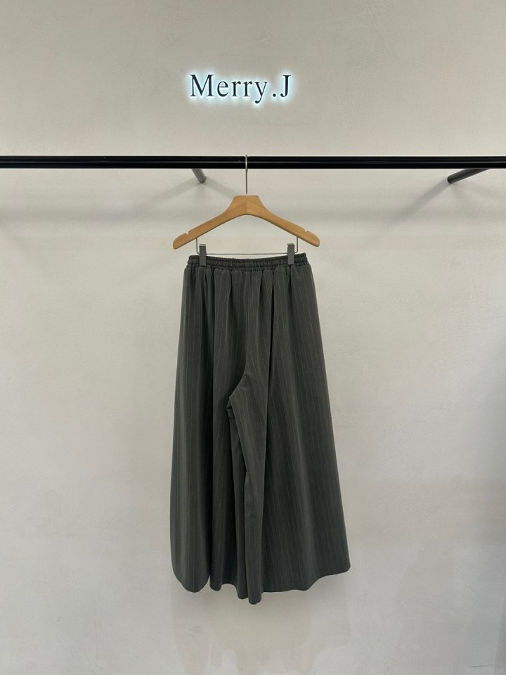 Merry J - Korean Women Fashion - #momslook - Matheo Flare Pants - 3