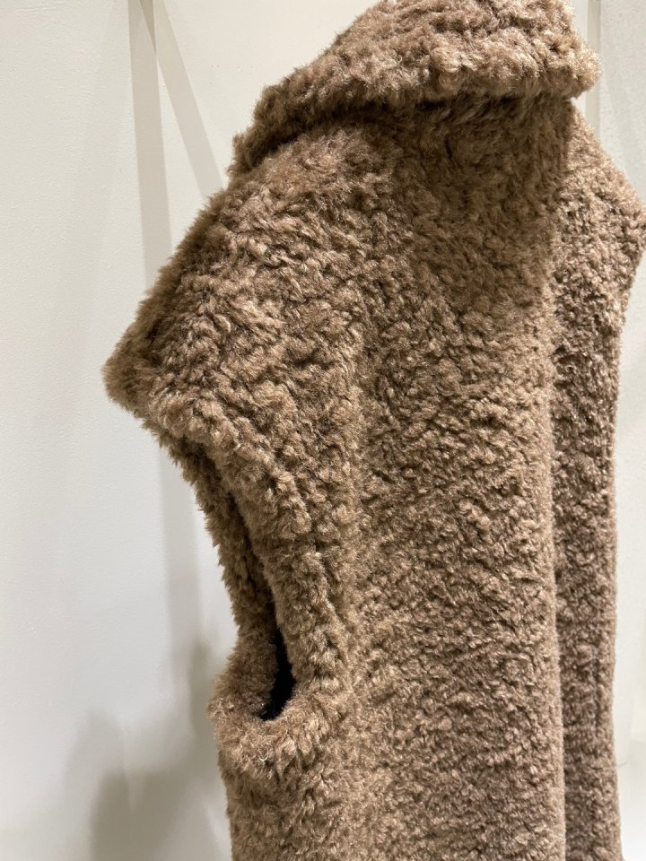 Merry J - Korean Women Fashion - #pursuepretty - Teddy Long Vest - 10