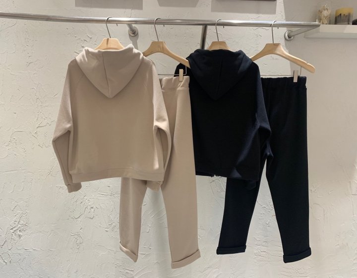 Merry J - Korean Women Fashion - #thatsdarling - Cuchi Pocket Zip-up Bottom Set