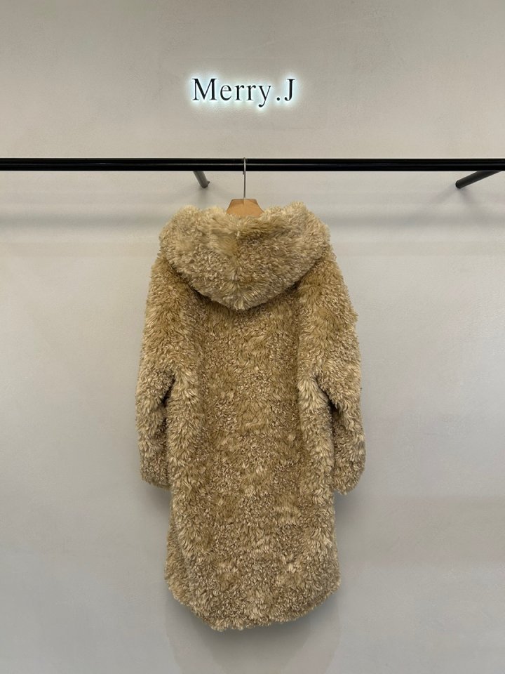 Merry J - Korean Women Fashion - #womensfashion - Shearling Hood Coat - 2