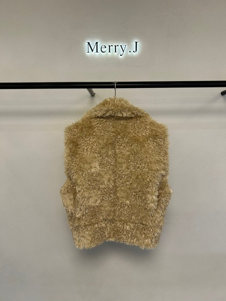 Merry J - Korean Women Fashion - #womensfashion - Shearling Reversible Vest