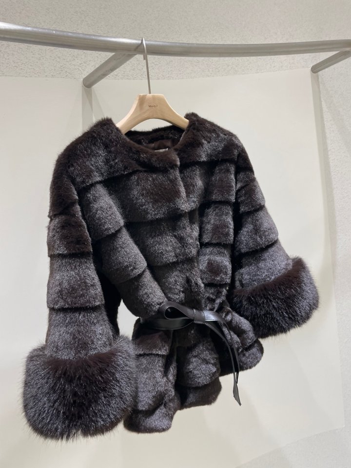 Merry J - Korean Women Fashion - #womensfashion - Midi Fox Jacket - 3