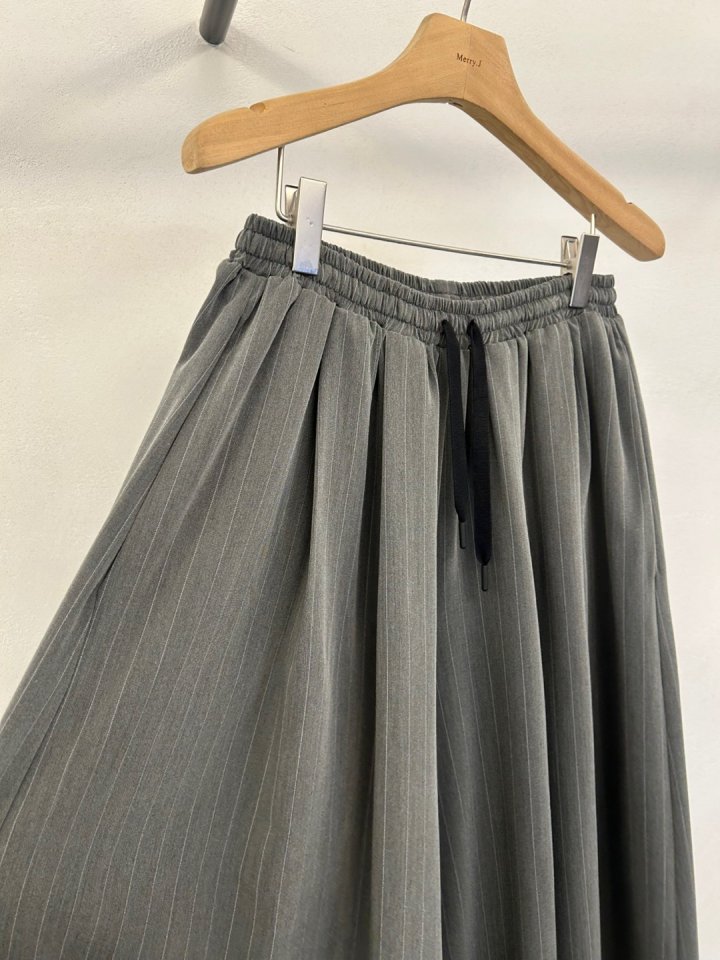 Merry J - Korean Women Fashion - #womensfashion - Matheo Flare Pants - 10