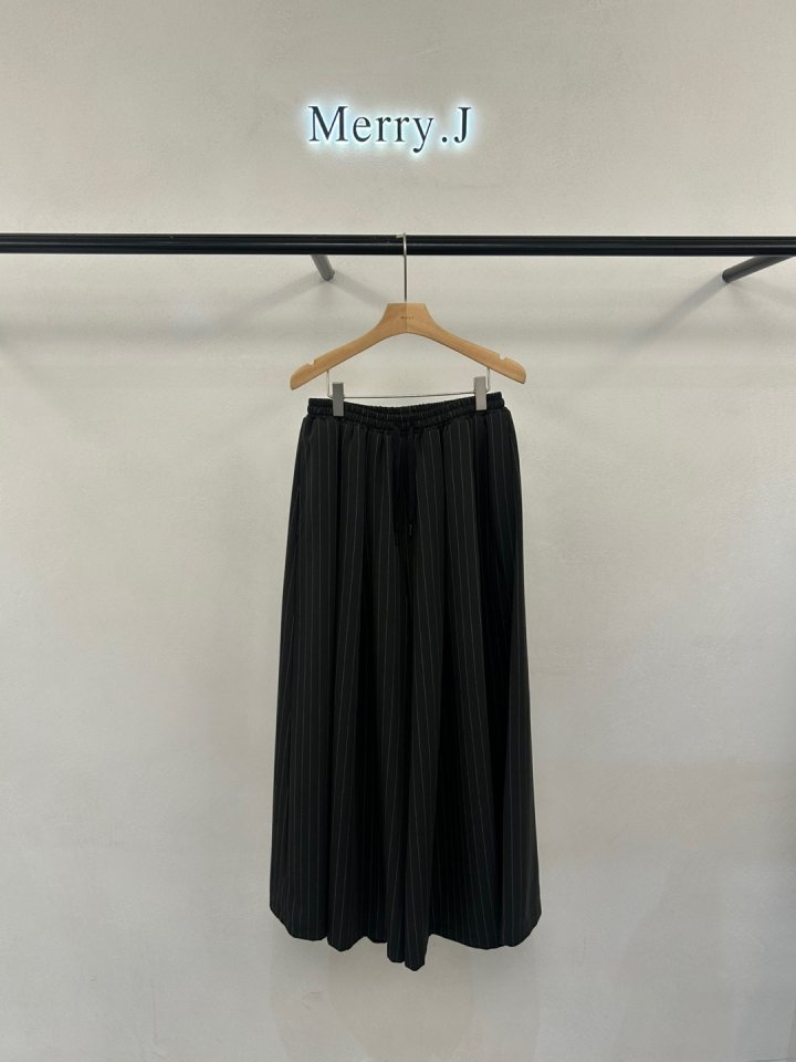 Merry J - Korean Women Fashion - #womensfashion - Matheo Flare Pants - 2