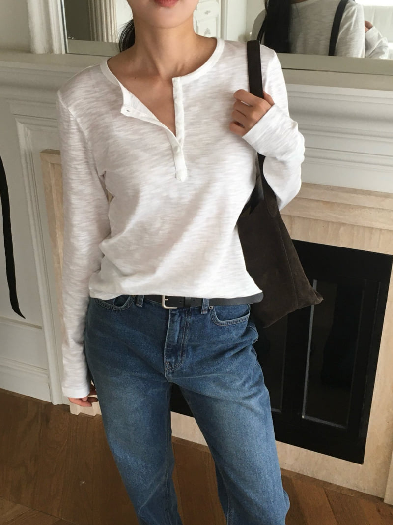 Moani - Korean Women Fashion - #momslook - Henley Neck Long Sleeve Tee - 10