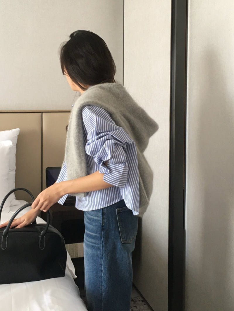 Moani - Korean Women Fashion - #momslook - French Striped Crop Shirt - 10