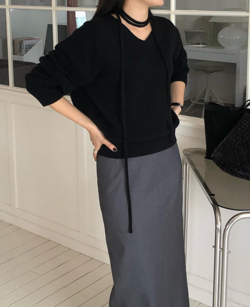 Moani - Korean Women Fashion - #momslook - Wool Cashmere V-neck Robe Knit - 2