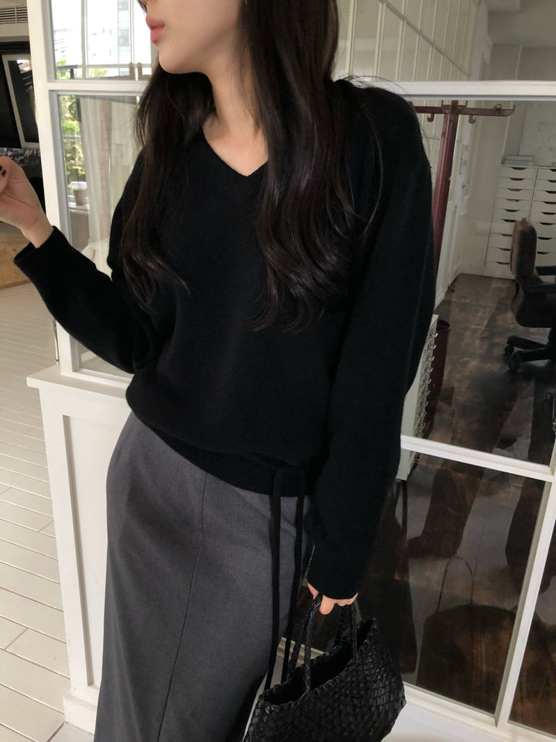Moani - Korean Women Fashion - #womensfashion - Wool Cashmere V-neck Robe Knit - 4