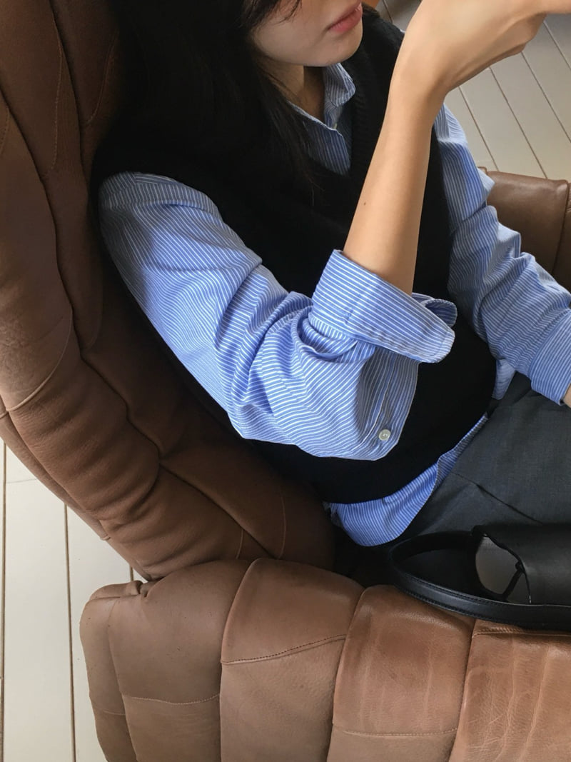 Moani - Korean Women Fashion - #momslook - Autumn Stripe Shirt - 8