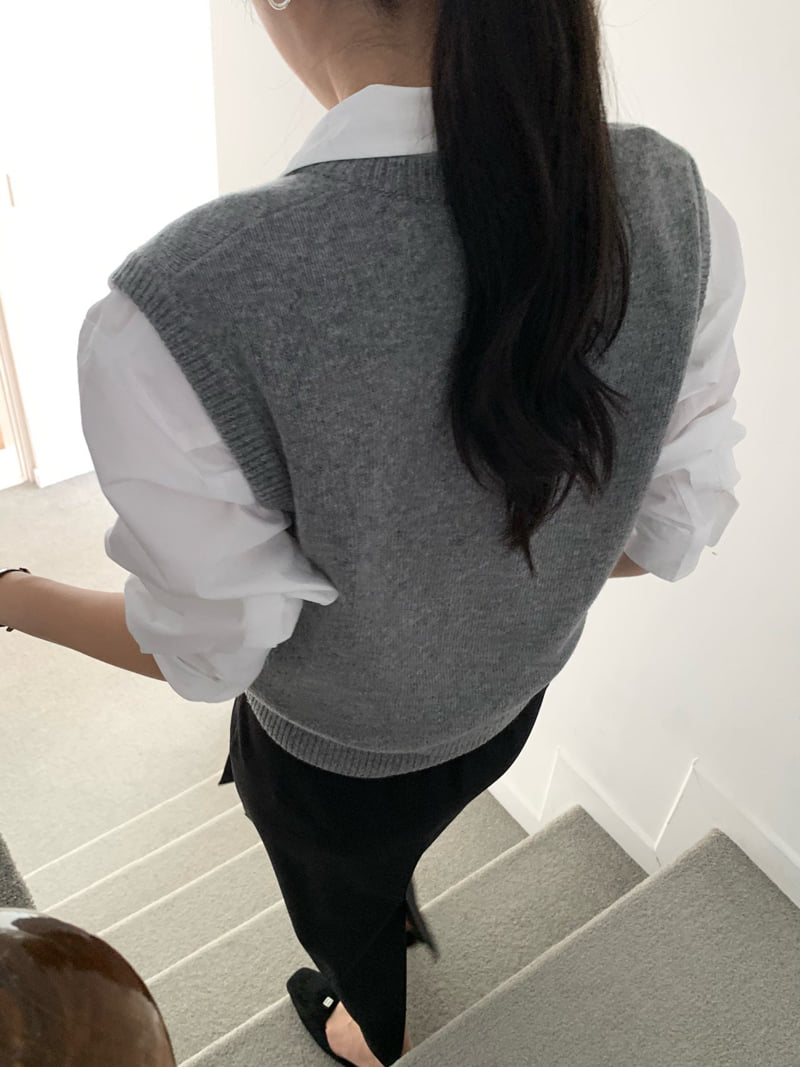 Moani - Korean Women Fashion - #womensfashion - V-Neck Knit Vest - 7