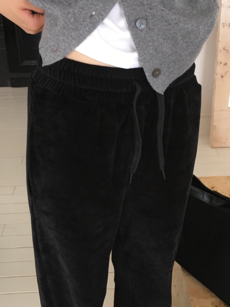 Moani - Korean Women Fashion - #womensfashion - Velvet Wide Jogger Pants - 3