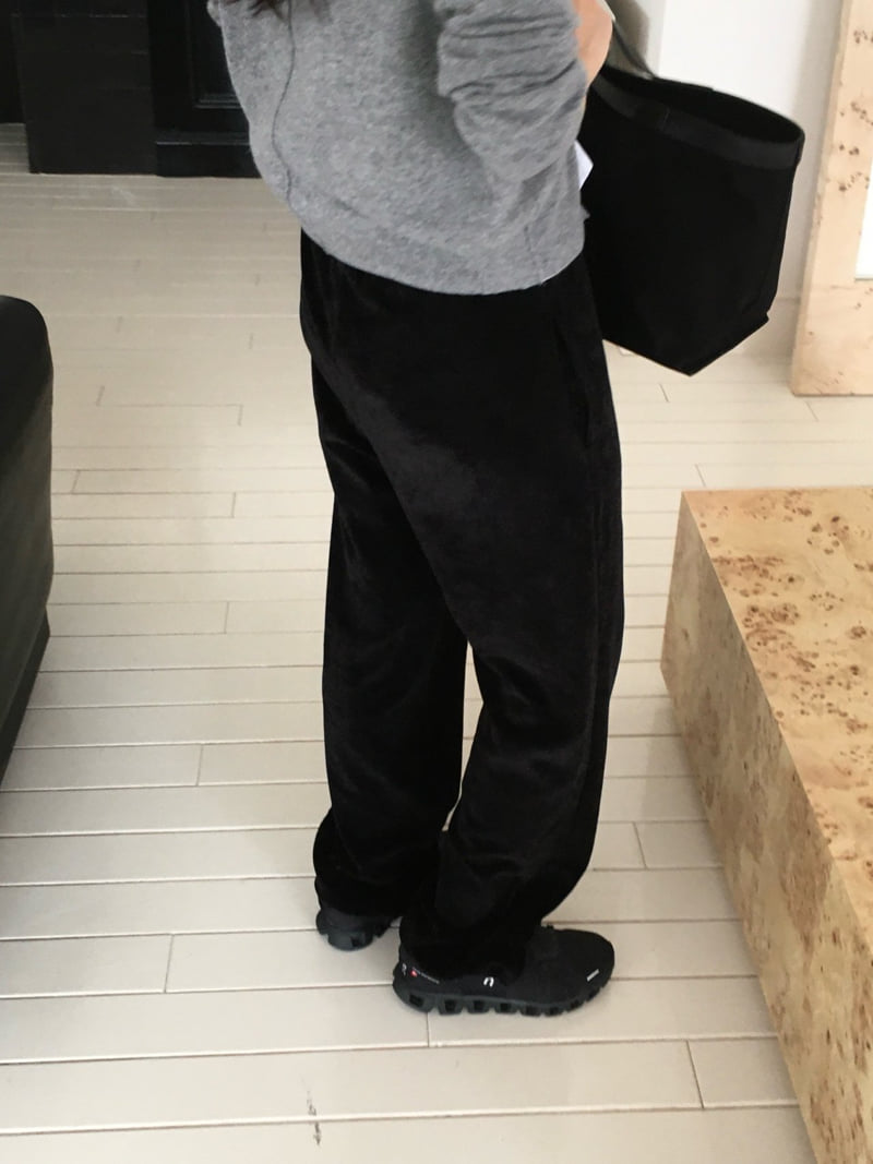 Moani - Korean Women Fashion - #womensfashion - Velvet Wide Jogger Pants - 5