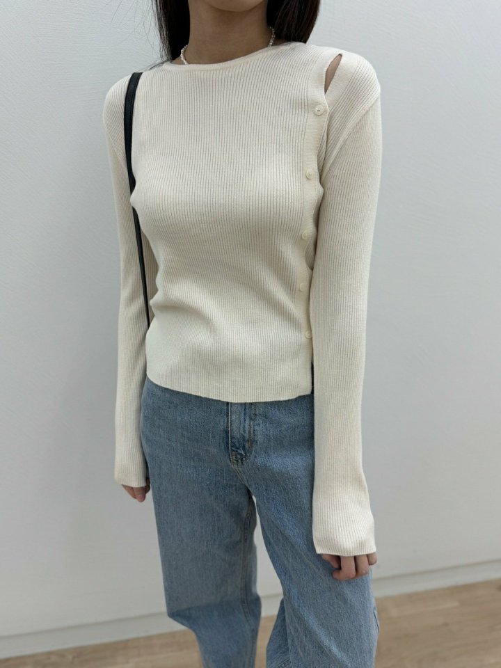 Most - Korean Women Fashion - #momslook - Soft Knit Top
