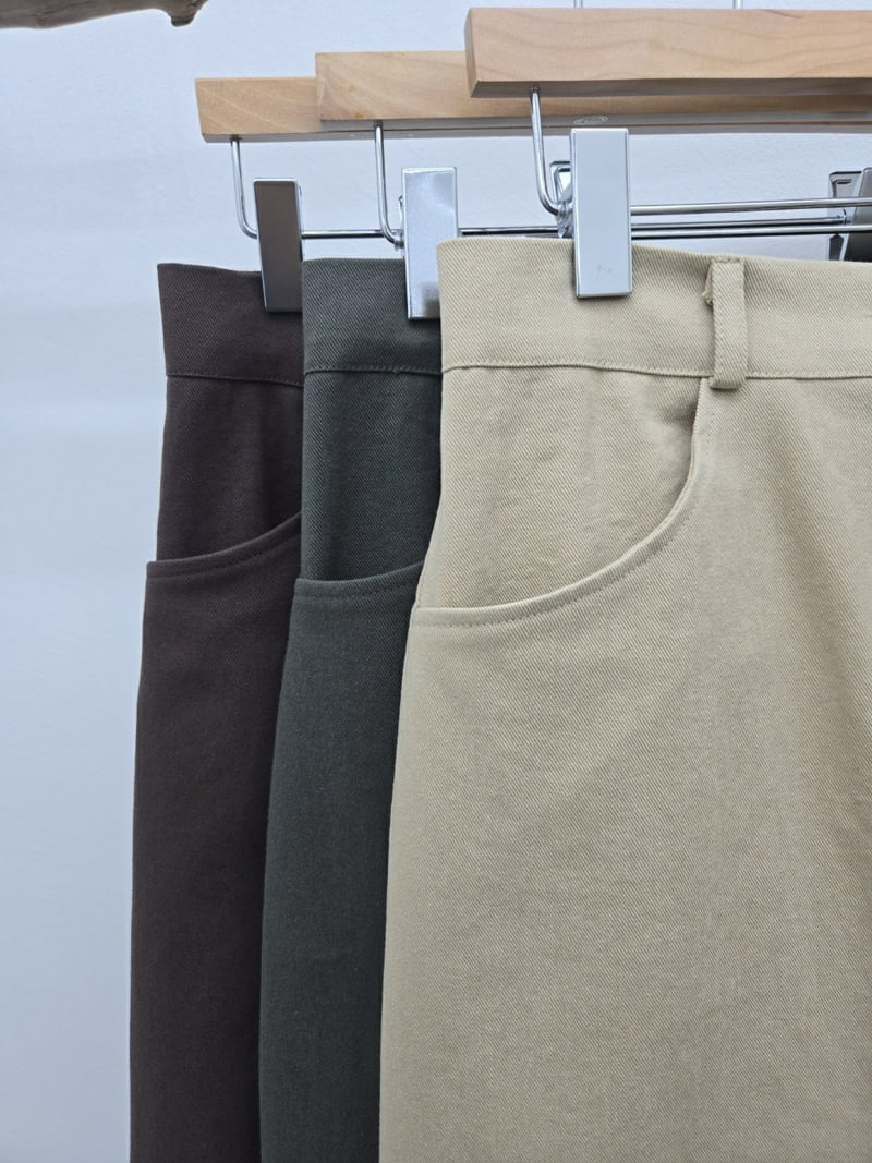 Most - Korean Women Fashion - #momslook - Curve Pants - 7