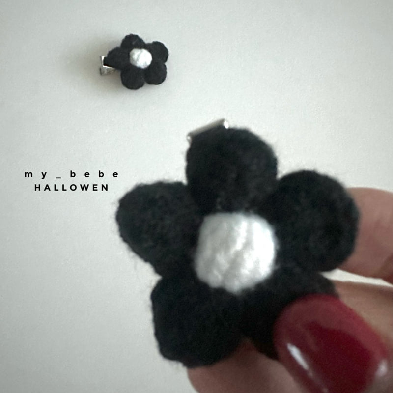 My Bebe - Korean Baby Fashion - #babyboutique - Black Flower Pin Set - 3