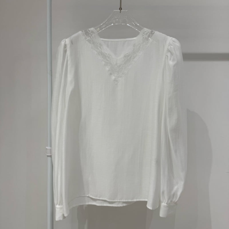 Neroli36 - Korean Women Fashion - #momslook - Silky Lace Blouse - 2