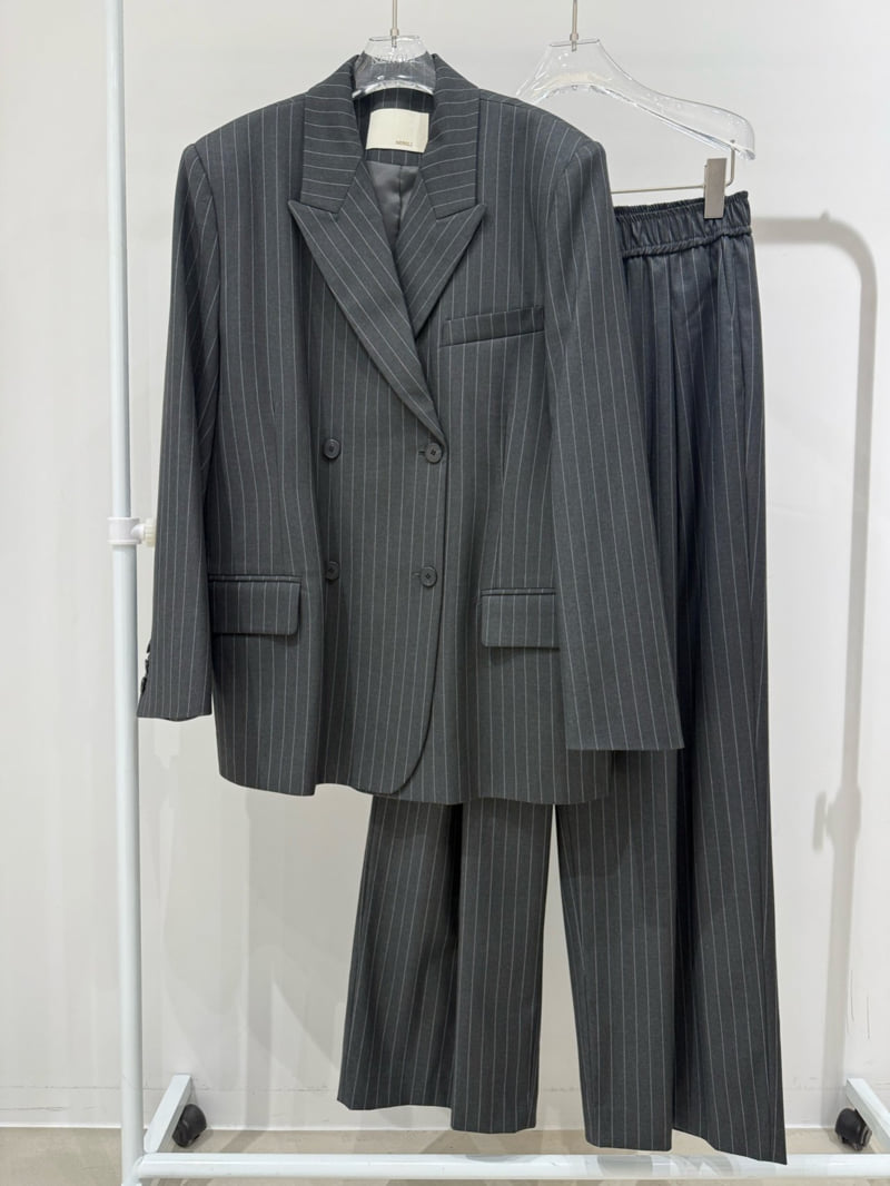 Neroli36 - Korean Women Fashion - #momslook - Wool Stripe Pleated Pants - 4