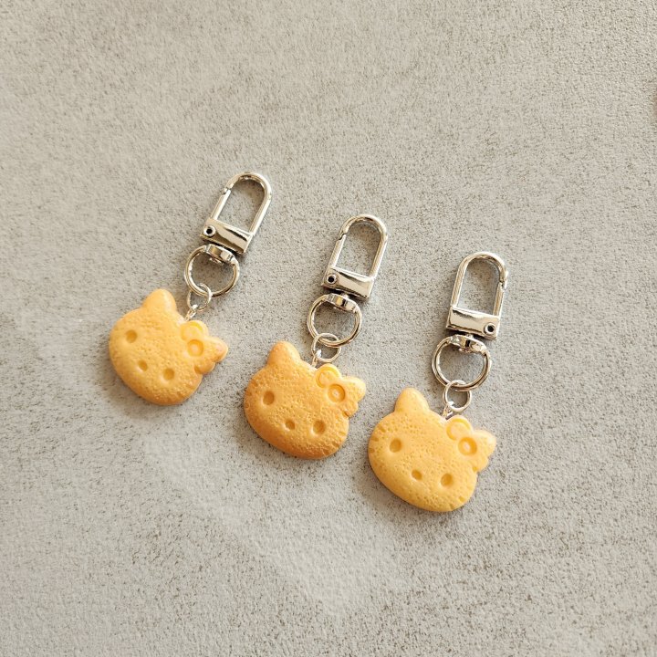 Newerly - Korean Women Fashion - #womensfashion - Mini Cookie Cat Keyring